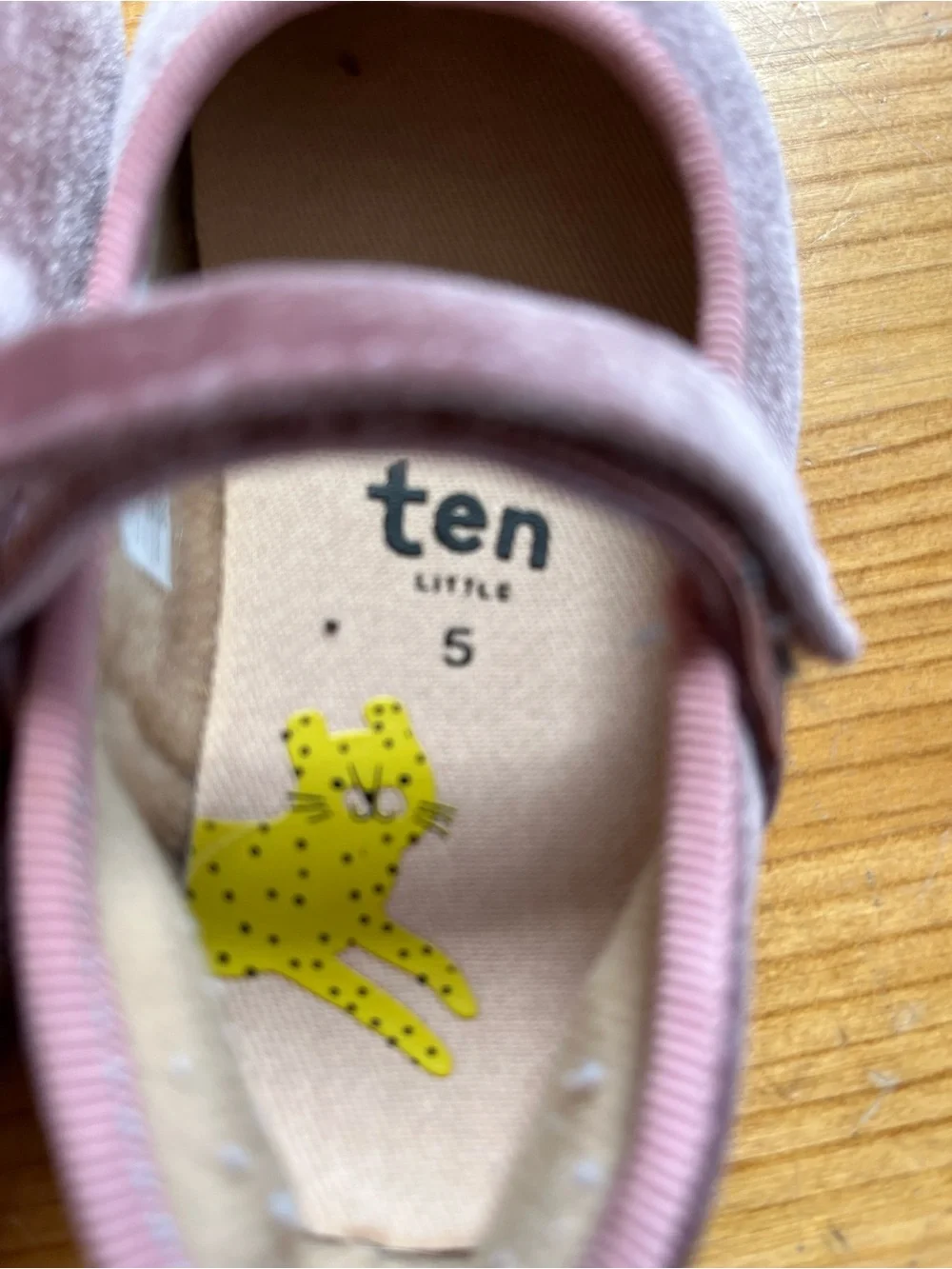 ten Kids Pink Velvet Mary Jane Shoes